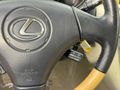 2002 Lexus SC 430