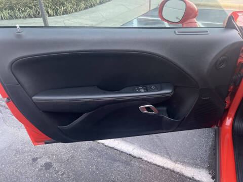 2016 Dodge Challenger SRT 392