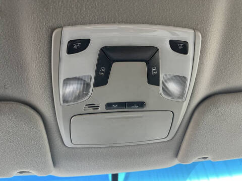 2014 Toyota Sienna LE 8-Passenger