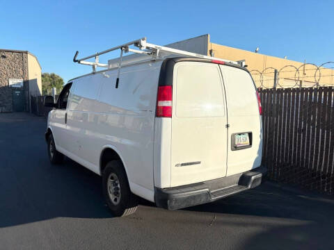 2022 Chevrolet Express 2500