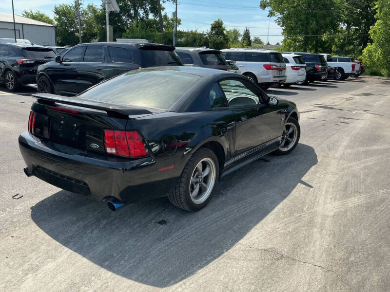 2003 Ford Mustang
