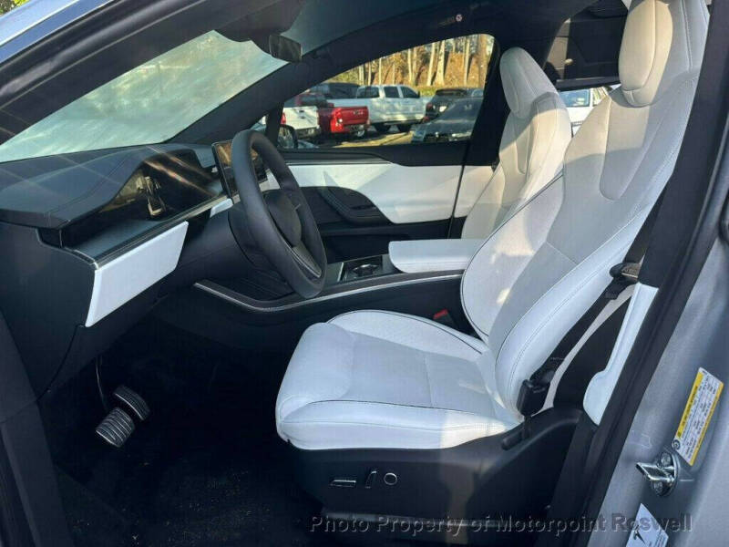 2024 Tesla Model X Plaid