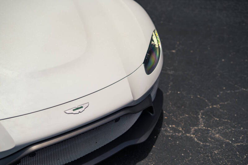 2019 Aston Martin Vantage