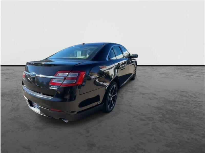 2014 Ford Taurus SEL