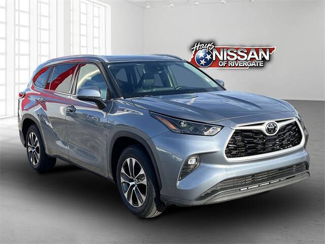 2022 Toyota Highlander for sale at NISSAN OF RIVERGATE in Madison TN