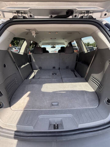 2010 Chevrolet Traverse LS