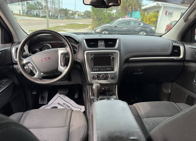 2013 GMC Acadia SLE-2