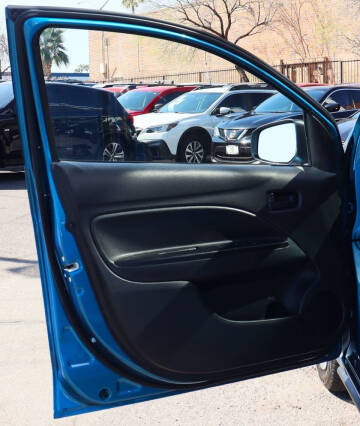 2024 Mitsubishi Mirage ES