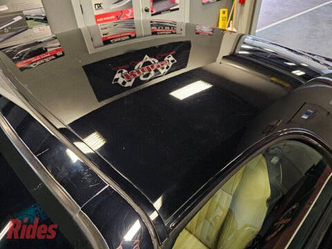 2005 Ford Thunderbird Deluxe