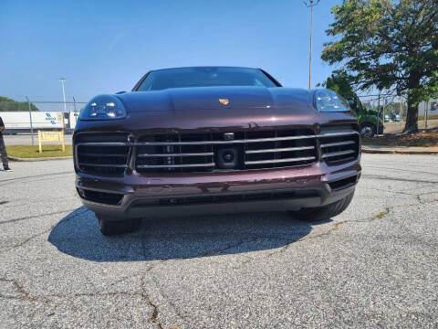 2023 Porsche Cayenne Coupe Platinum Edition