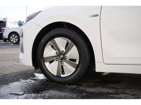 2019 Hyundai Ioniq Hybrid Blue