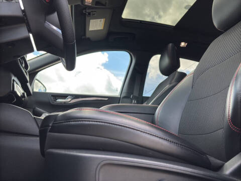2024 Ford Escape ST-Line