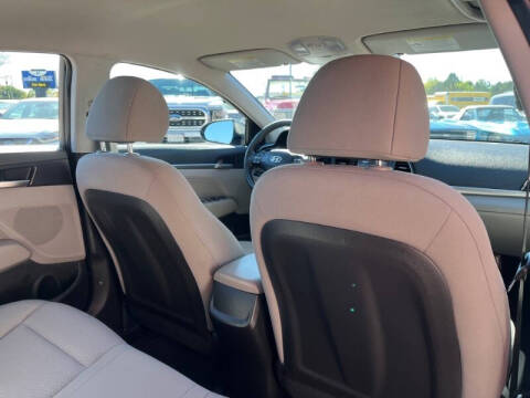 2020 Hyundai Elantra