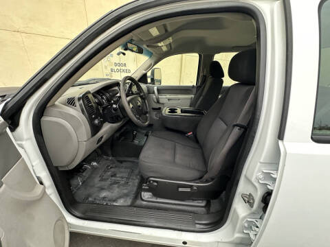 2011 Chevrolet Silverado 2500HD Work Truck