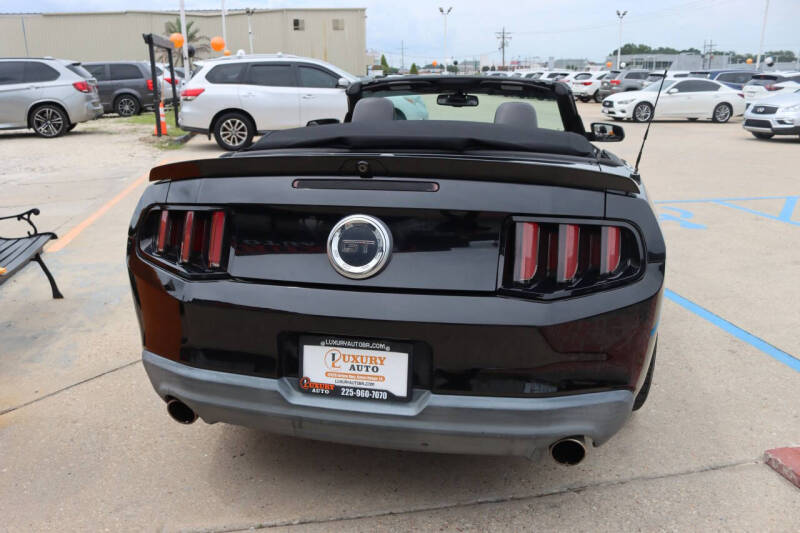 2010 Ford Mustang