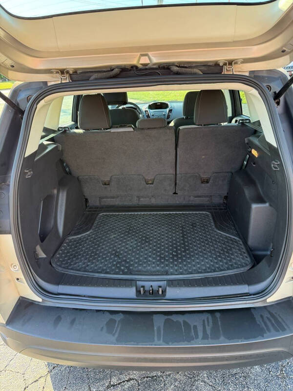 2017 Ford Escape S