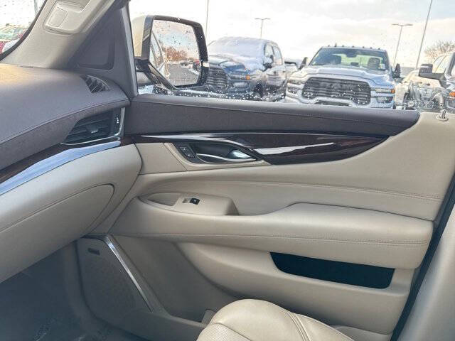 2016 Cadillac Escalade Premium Collection