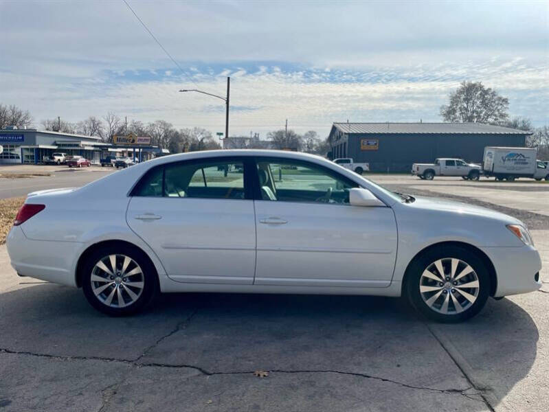 2008 Toyota Avalon XLS