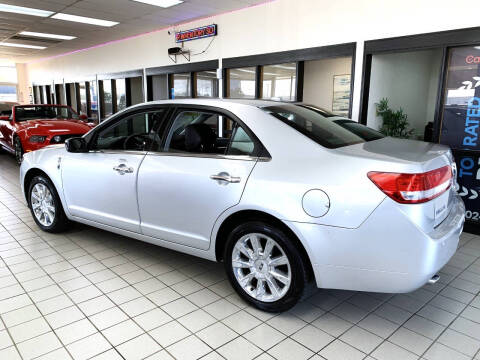 2011 Lincoln MKZ