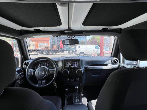 2016 Jeep Wrangler Sport
