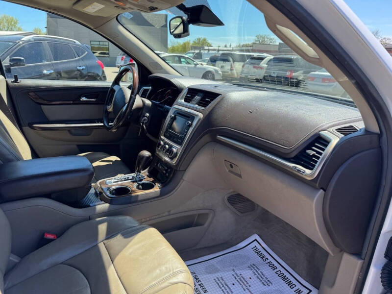 2016 GMC Acadia Denali