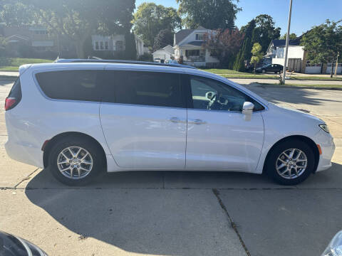 2021 Chrysler Pacifica Touring L