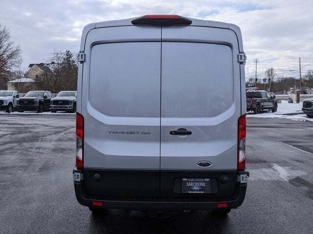 2024 Ford Transit 250