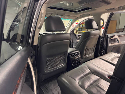 2011 Toyota Land Cruiser