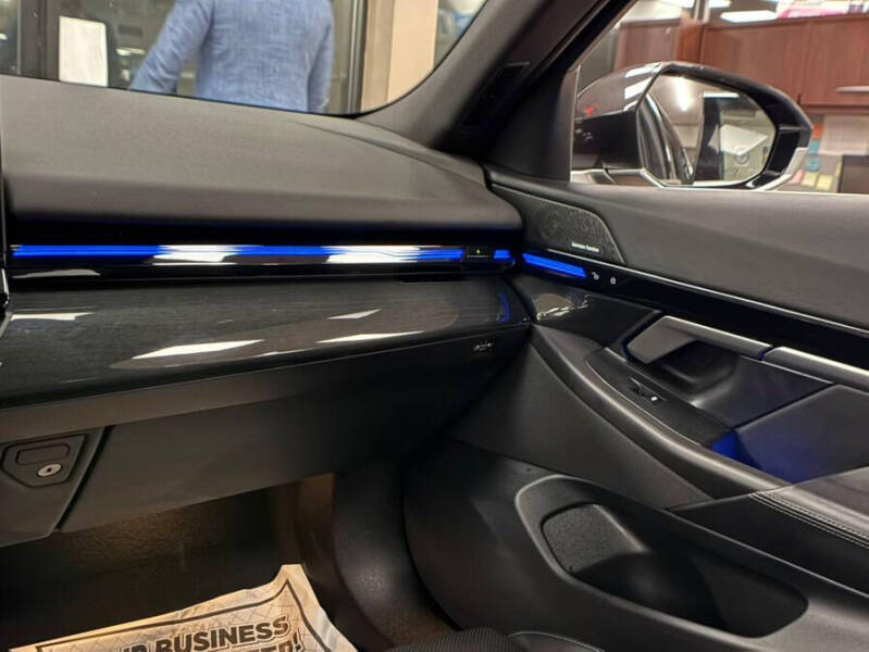 2025 BMW 5 Series 530i xDrive