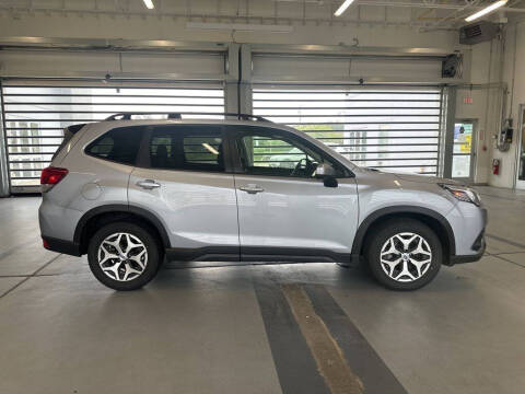 2024 Subaru Forester Premium