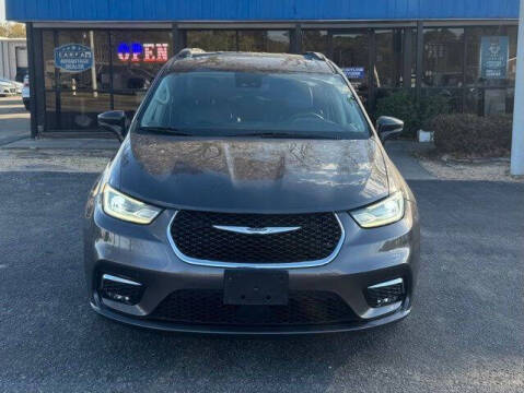 2022 Chrysler Pacifica Touring L