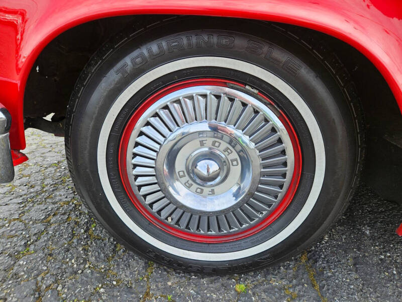 1957 Ford Thunderbird