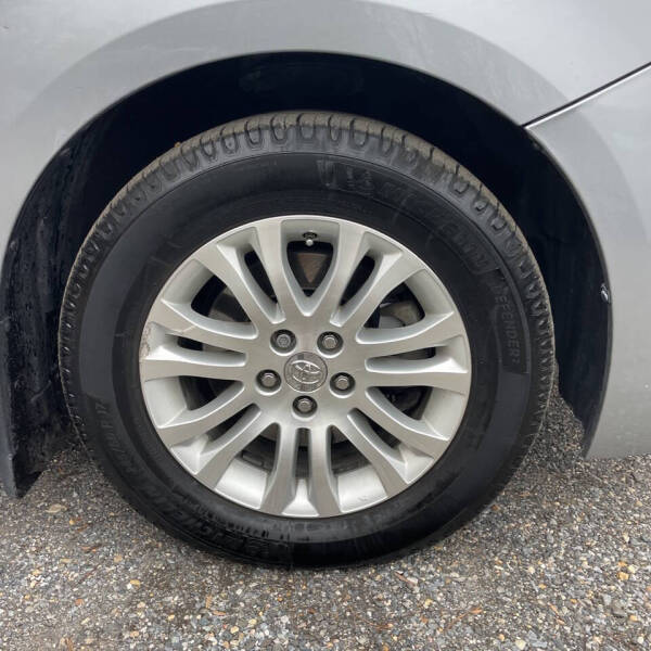 2015 Toyota Sienna XLE 8-Passenger