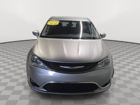 2020 Chrysler Pacifica Touring
