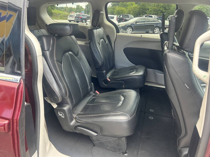 2020 Chrysler Pacifica Touring L Plus
