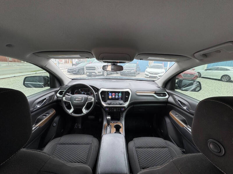2019 GMC Acadia SLE-2