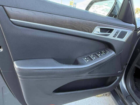 2016 Hyundai Genesis