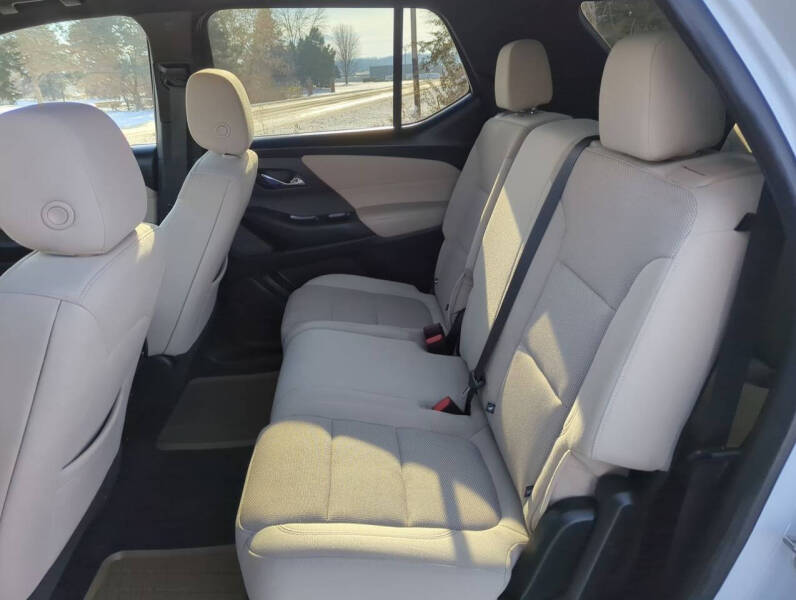 2022 Chevrolet Traverse LS