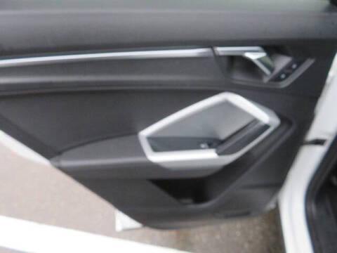 2021 Audi Q3 quattro Premium 40 TFSI