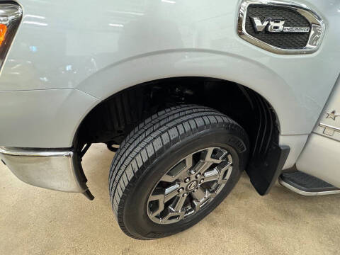 2017 Nissan Titan XD SL