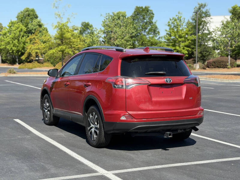 2017 Toyota RAV4 LE