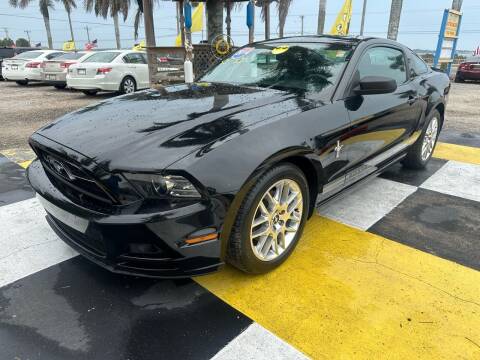 2014 Ford Mustang for sale at D&S Auto Sales, Inc in Melbourne FL
