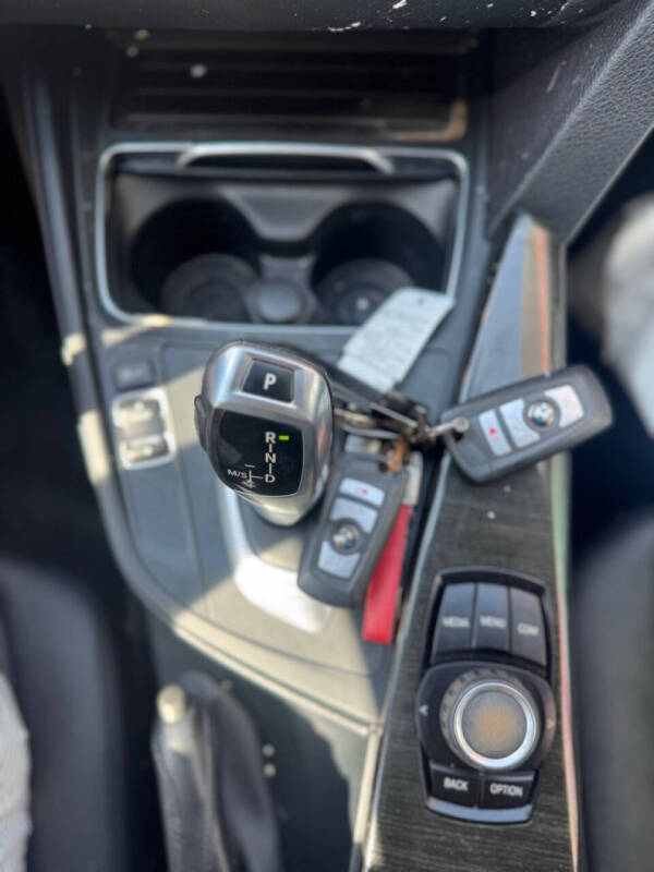 2018 BMW 3 Series 320i