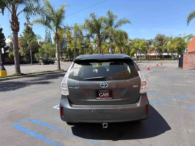 2012 Toyota Prius v