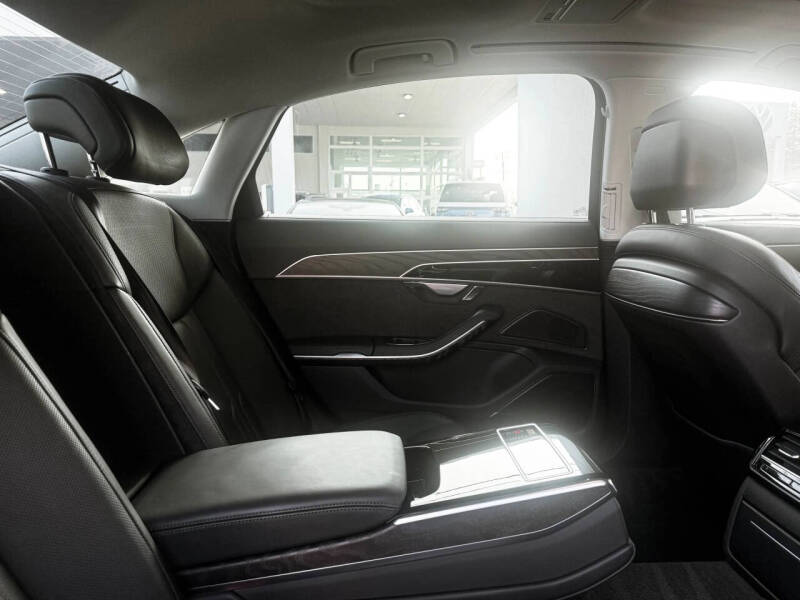 2022 Audi A8 L quattro 55 TFSI