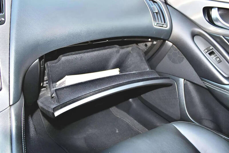 2014 Infiniti Q50 Premium