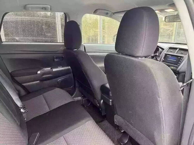 2019 Mitsubishi Outlander Sport SE