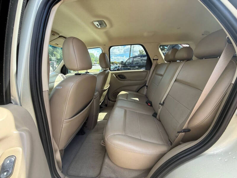 2005 Ford Escape Limited