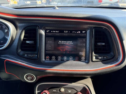 2017 Dodge Challenger SXT