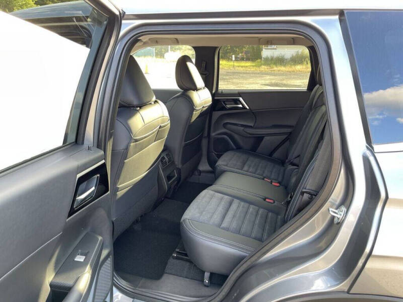 2024 Mitsubishi Outlander